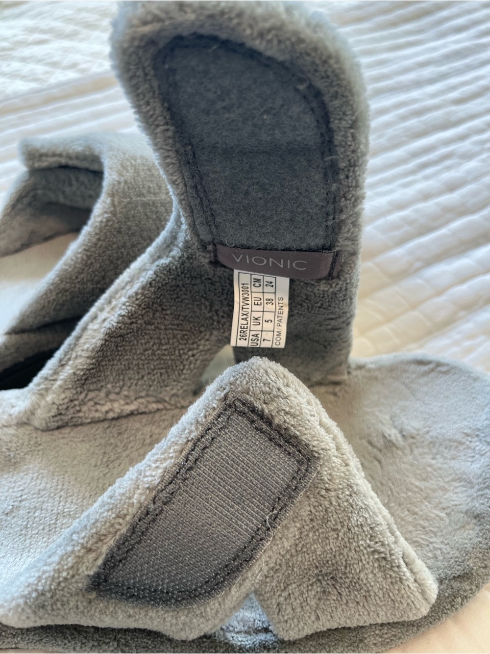 Vionic Relax Slippers - Picture 8 of 8